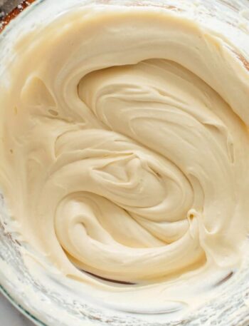 Smooth Keto Cream Cheese Frosting
